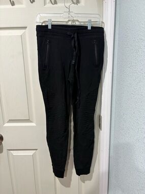 ALO yoga urban moto women’s sweatpants